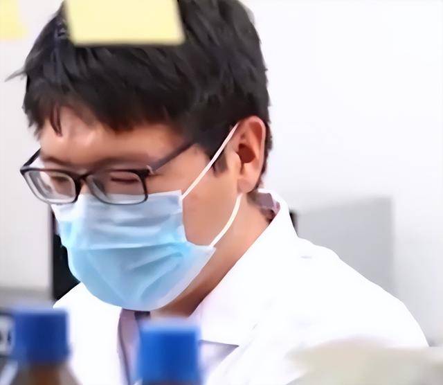 热门景点拍照打卡，成了大型“抄作业”现场